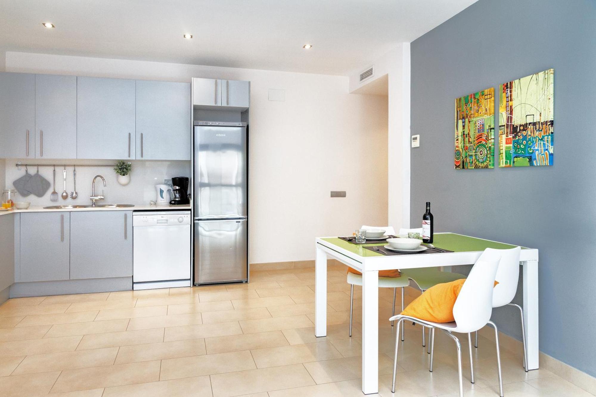 Feelathome Mozart Apartments บาร์เซโลนา ภายนอก รูปภาพ