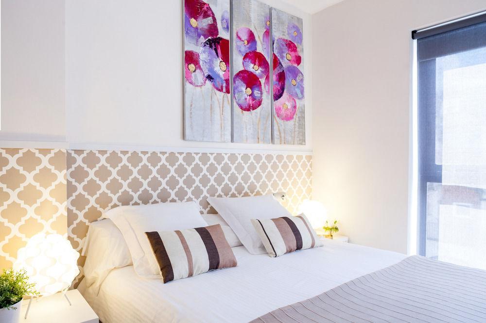 Feelathome Mozart Apartments บาร์เซโลนา ภายนอก รูปภาพ